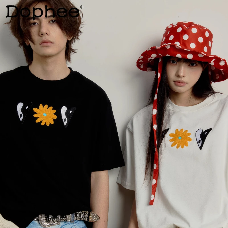 

Men's Women's 2025 Summer New Trend Tees Small Flower Embroidery T-shirts Love Heart Contrast Color Embroidery Short-sleeve Tops