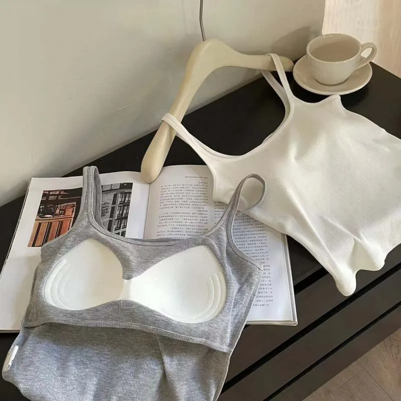 Damska bawełniana dopasowana bluzka na ramiączkach z wkładkami, kwadratowy dekolt, krótki top