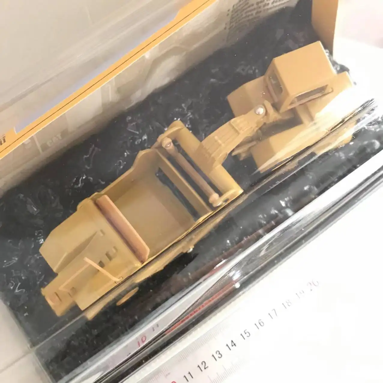 catrad – Der perfekte Modellbau für Sammler und Enthusiasten: Eine detaillierte Bewertung des Carter 1/64 Cat 611 Wheeled Tractor Material Transport Vehicle