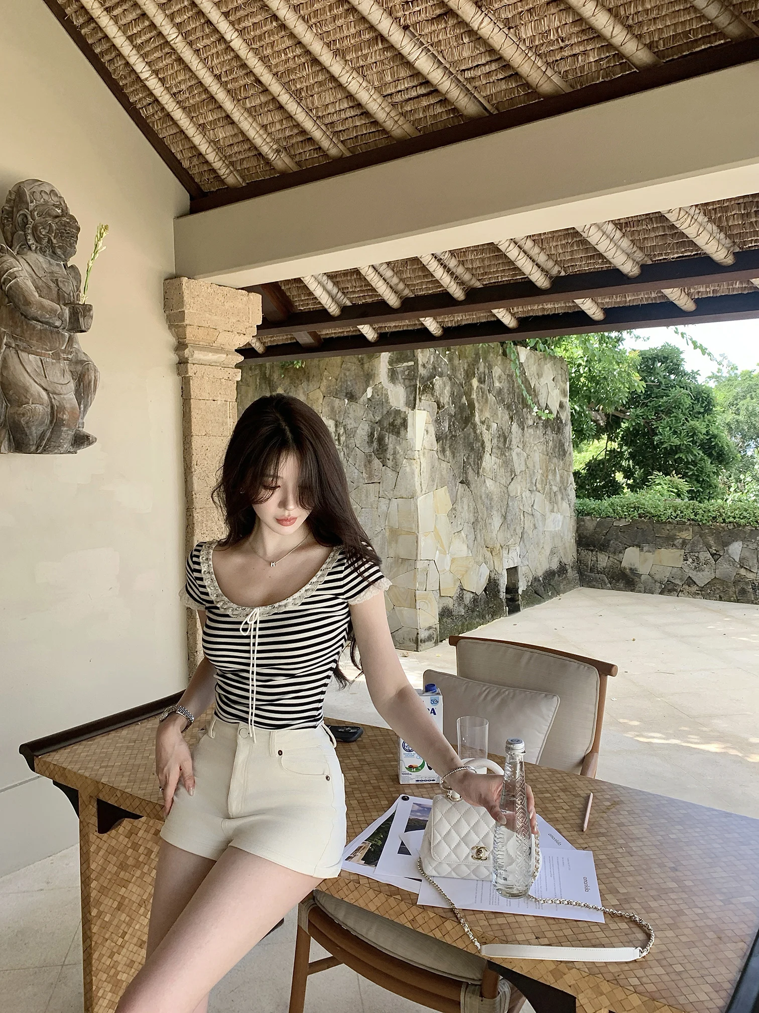 

Limited Edition Alice Lace Girl's Fraance Everyone Loves U-Ne Ruffle Striped Top Casual Sle ort Sve V-Ne Tie-Dye