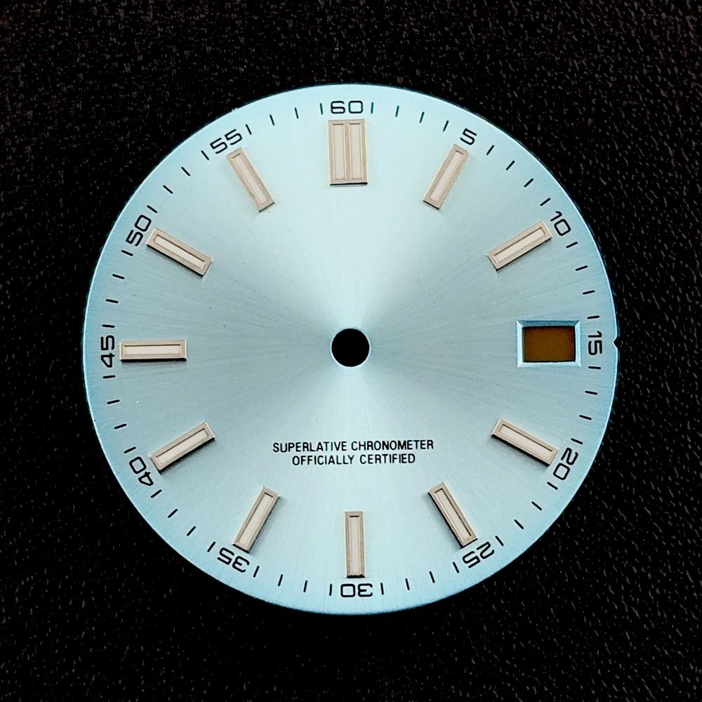 หน้าปัดนาฬิกาขนาด 28.5 มม. พร้อมโลโก้แบบกำหนดเอง หน้าปัด NH35 สีน้ำเงินเรืองแสง เหมาะสำหรับอุปกรณ์เสริมนาฬิกาเครื่อง NH35
