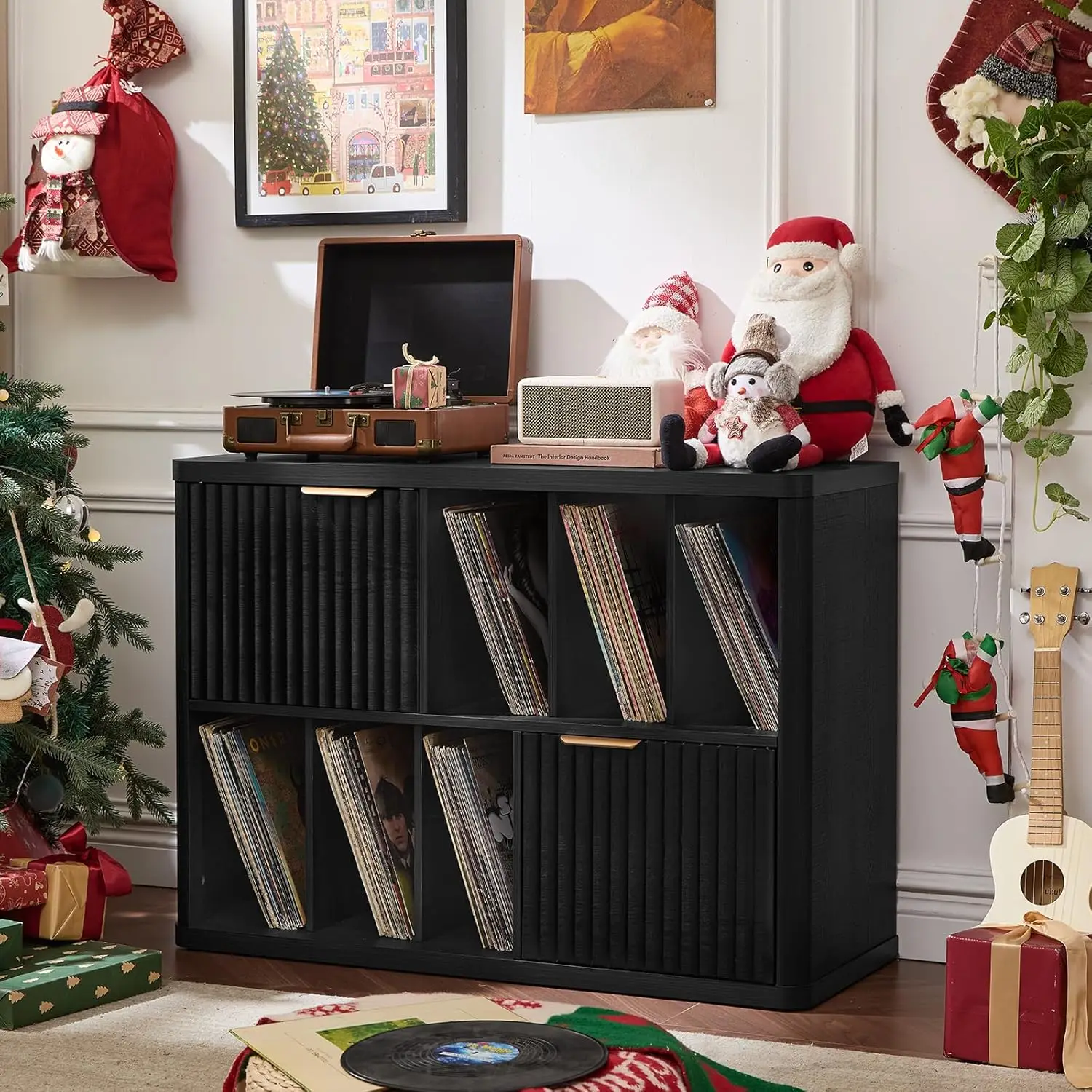 حامل مشغل تسجيل كبير مع مساحة تخزين من الفينيل حتى 450 ألبومًا، خزانة تخزين سجلات بوهو مخددة من الخشب، ميد ستيريو حديث