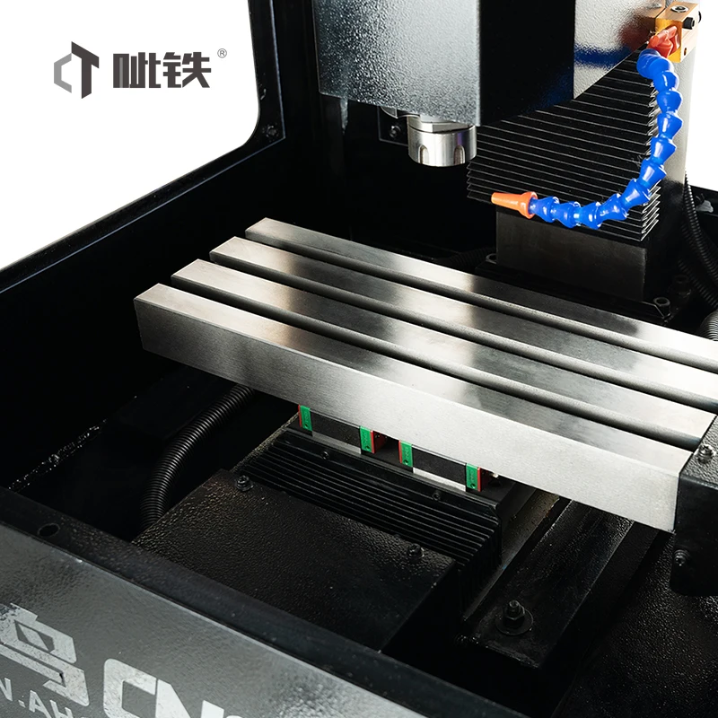 آلة مخرطة الطحن الصغيرة ذات هواية صغيرة باستخدام الحاسب الآلي 12 منتج جديد 2020 توفير مفردة أوتوماتيكية خفيفة واجب مكعب روبيكس X 3 عمودي 1KW