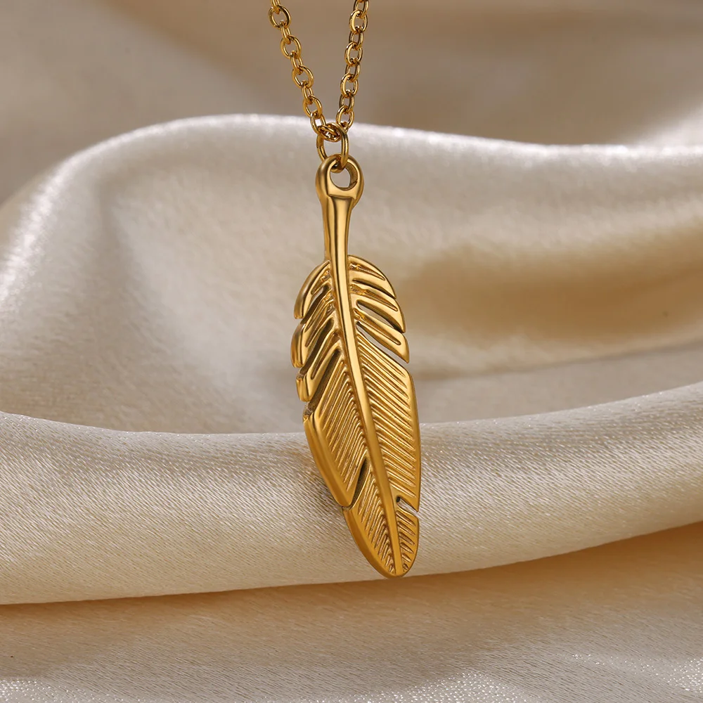 Vintage Feather Pendant Necklace for Women Stainless Steel Gold Color Chain Collar Necklace New Retro Charm Wedding Jewelry Gift