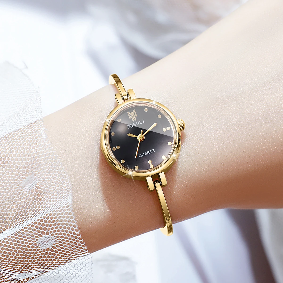 Elegant Bracelet Bangle Strap Women Watches Fashion Small Dial Ladies Dress Quartz Wristwatches Relogio Feminino（Without Box）