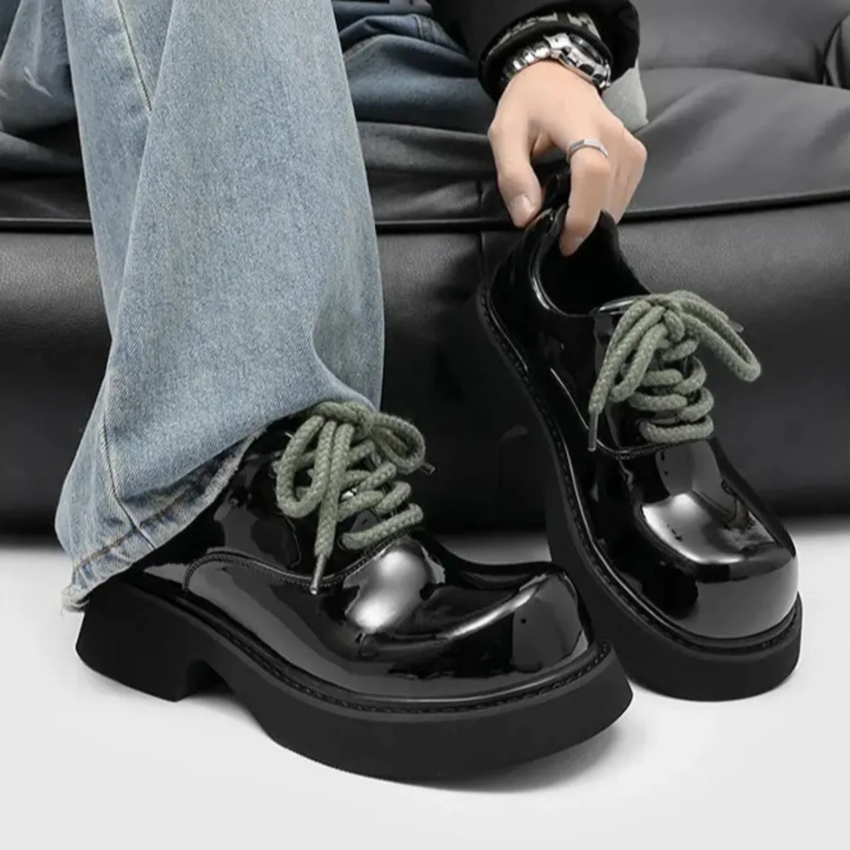 

2026 new Men's Casual Chunky Platform Derby Shoes, Patent Leather Big Toe Dress Shoes, Non-Slip Thick Sole Shoes