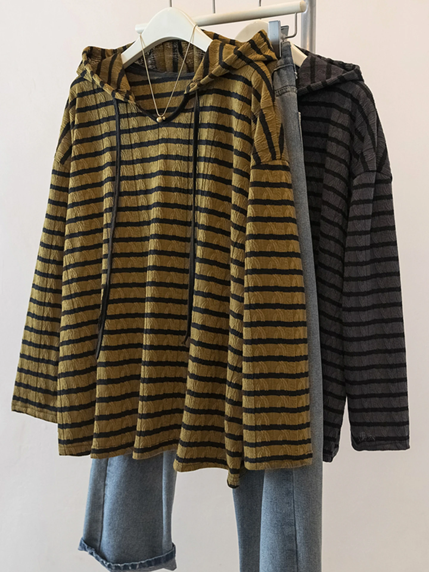 

Свободная полосатая толстовка с длинным рукавом для женщин, осенняя, больших размеров, скрывающая живот, базовая, повседневная, с принтом