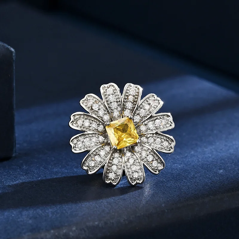 Chinese Style Auspicious Lucky Daisy Sunflower Magnetic Brooch Elegant Versatile Apparel Accessory For Women Daily Party Wear