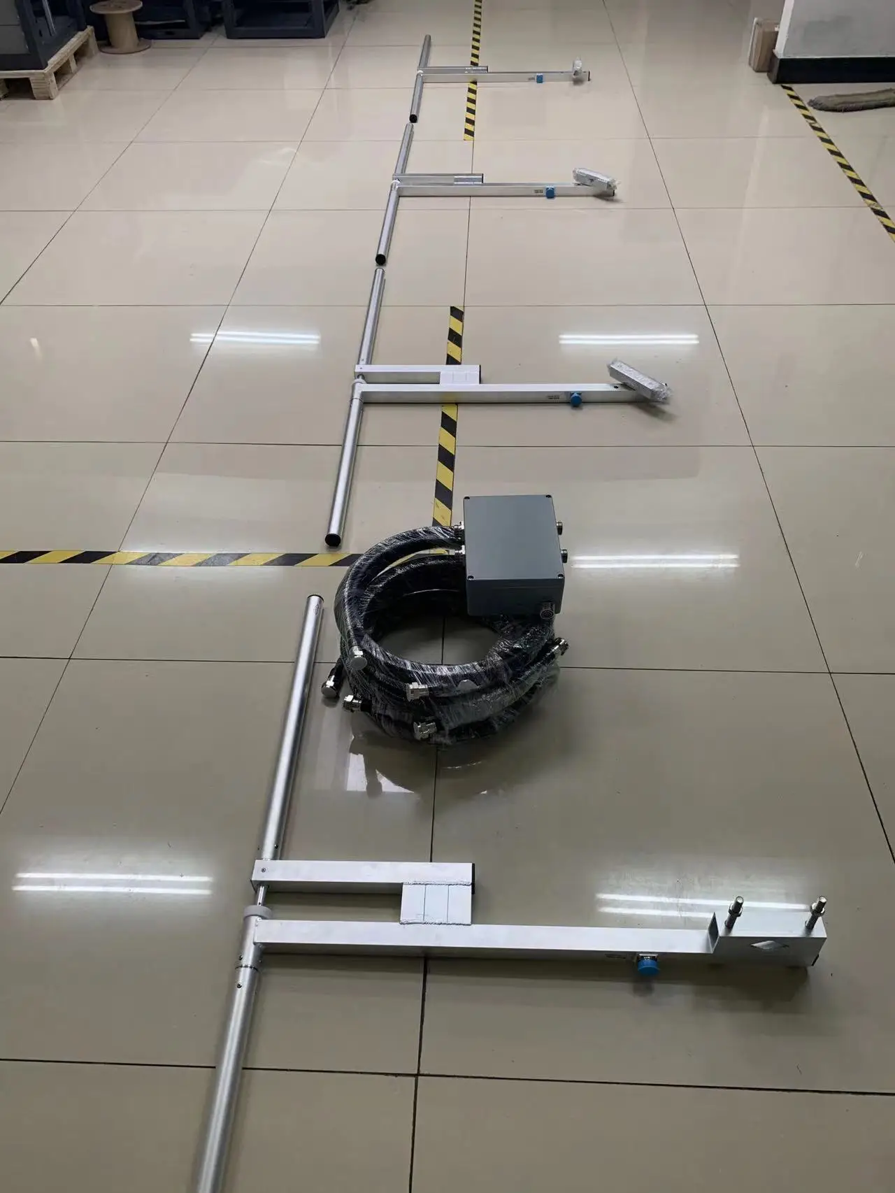 Радиосистема с дистанционным сенсором, 4-х отсеков, дипольная антенна для FM-передатчика