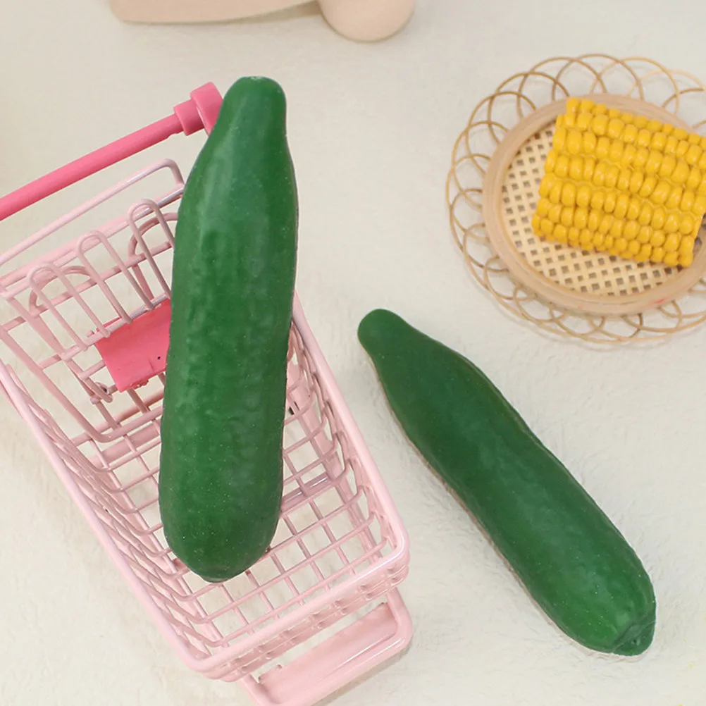 kit-com-3-bolas-antiestresse-em-formato-de-pepino-brinquedo-sensorial-divertido-e-elastico-para-alivio-da-pressao-lembrancinhas-de-aniversario