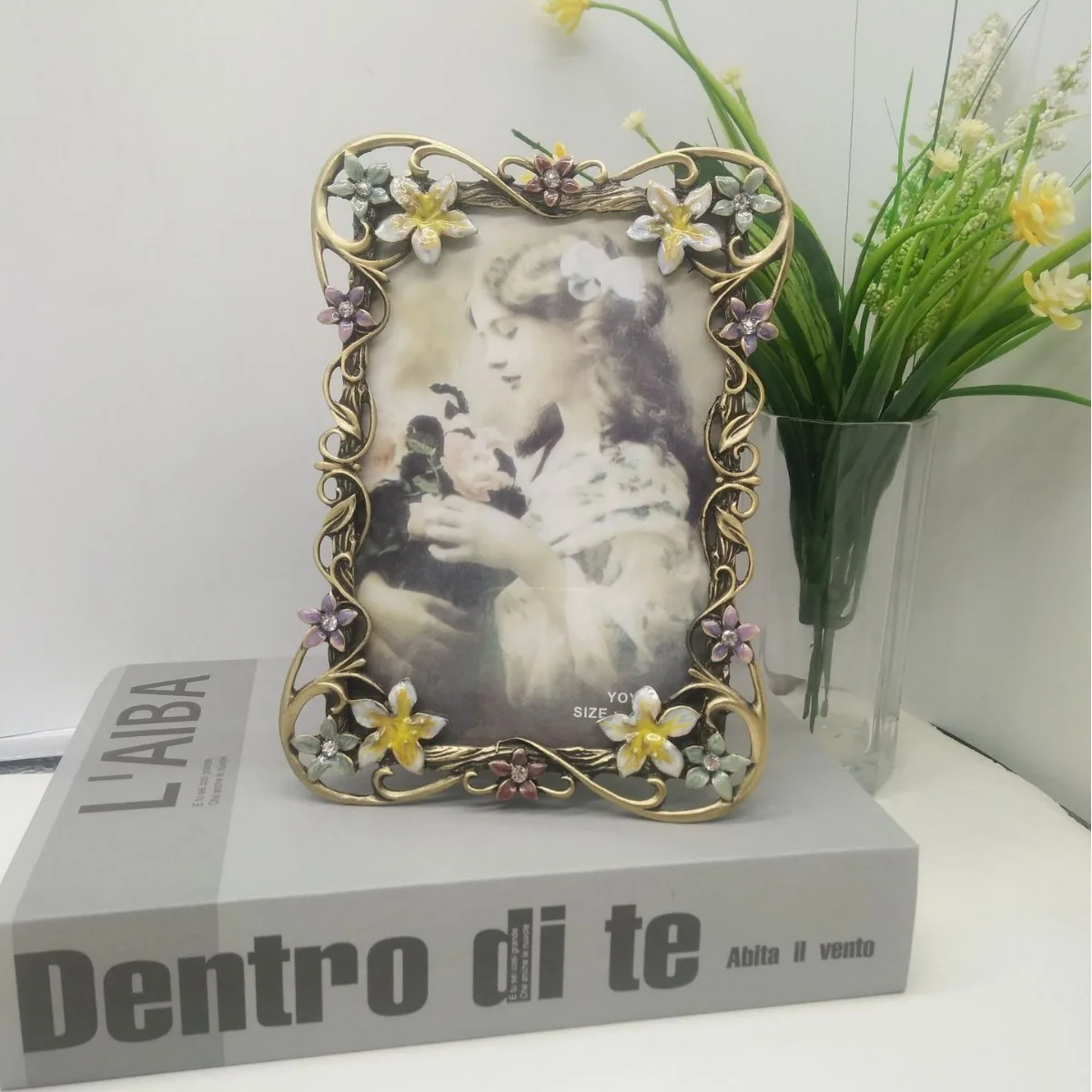 European Vintage Metal Picture Frame Pendulum Zinc Alloy 6 