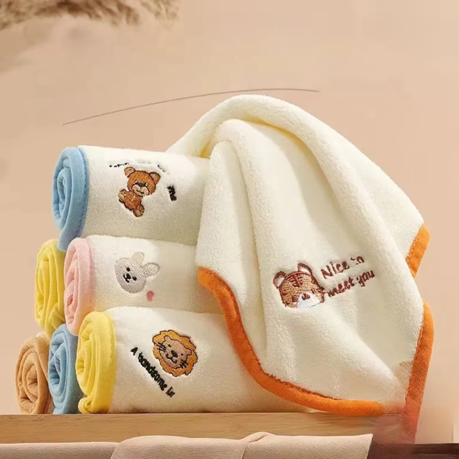 26 * 26CM Baby Face Towel Newborn Child Face Wash Super Soft Small Square Towel Handkerchief Baby Bath Handkerchief Towels Towel