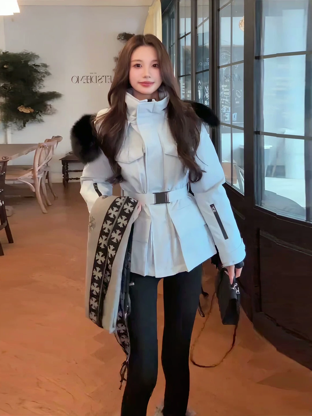 

Women's Slim Fit Du down Parka Coat Warmth Waist-Cinching Winter Outerwear Long Sve Zipper Closure Hooded Mid-Length