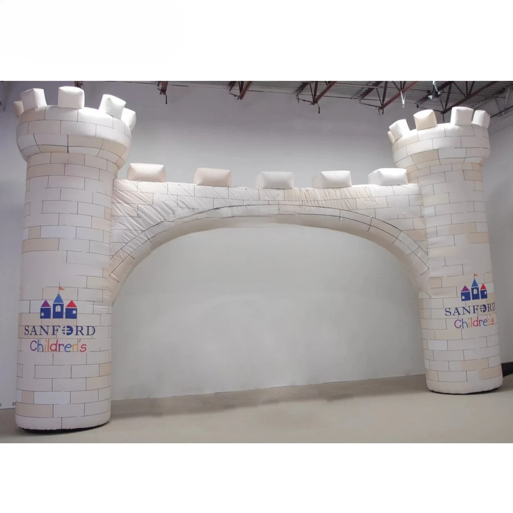 Arco de castillo hinchable de nuevo diseño al aire libre de 24x18x4 pies para evento anual de maratón infantil