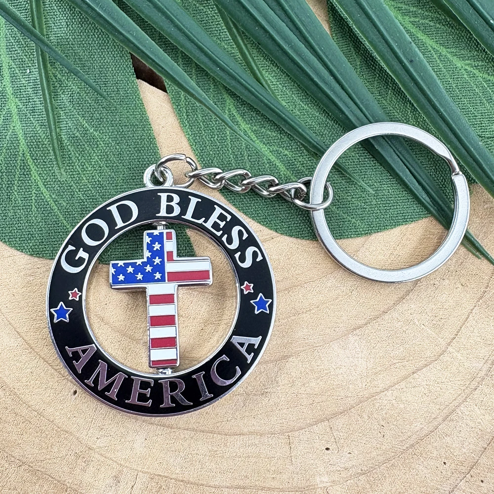 Gott segne Amerika Sterne-Streifen-Kreuz Doppelseitiger Drehbarer Schlüsselanhänger Patriotische Amerikanische Flagge Anstecknadel Christliches Geschenk für Männer W – Detail 11