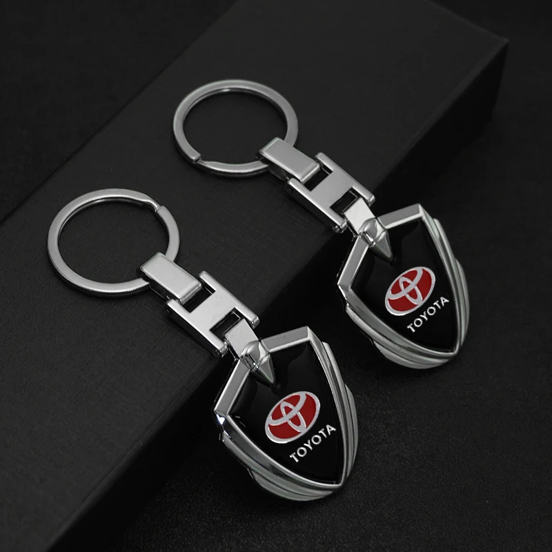 Metal Car Styling Keychain Buckle Key Chain Key Rings For Toyota Chr rav4 Yaris prius avensis Corolla Camry Auto Accessories