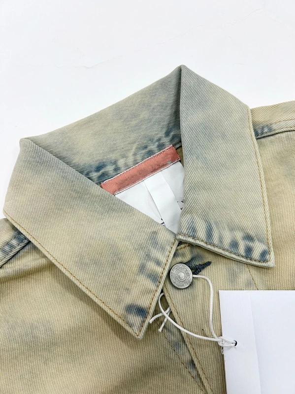 Dave&Di Minimalist Boyfriend Off Shoulder Denim Jacket Women Vintage Distressed Beige Denim Jacket Loose Bomber Jacket Ladies