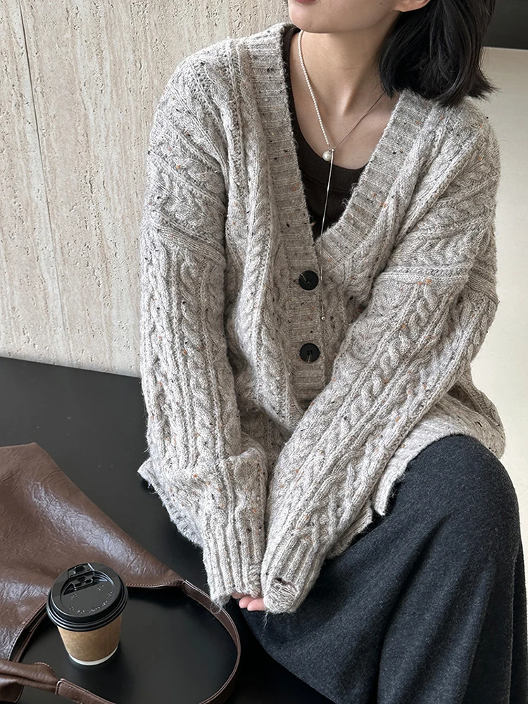 [LANMREM] Fashion Knitting Cardigan Sweater For Women V Neck Single Breasted Warm Female Loose Coat 2024 Autumn New 26C617