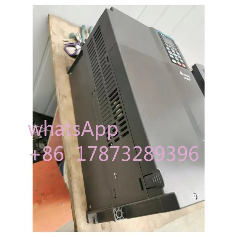 Onduleur VFD300C43A-21 d'occasion testé OK