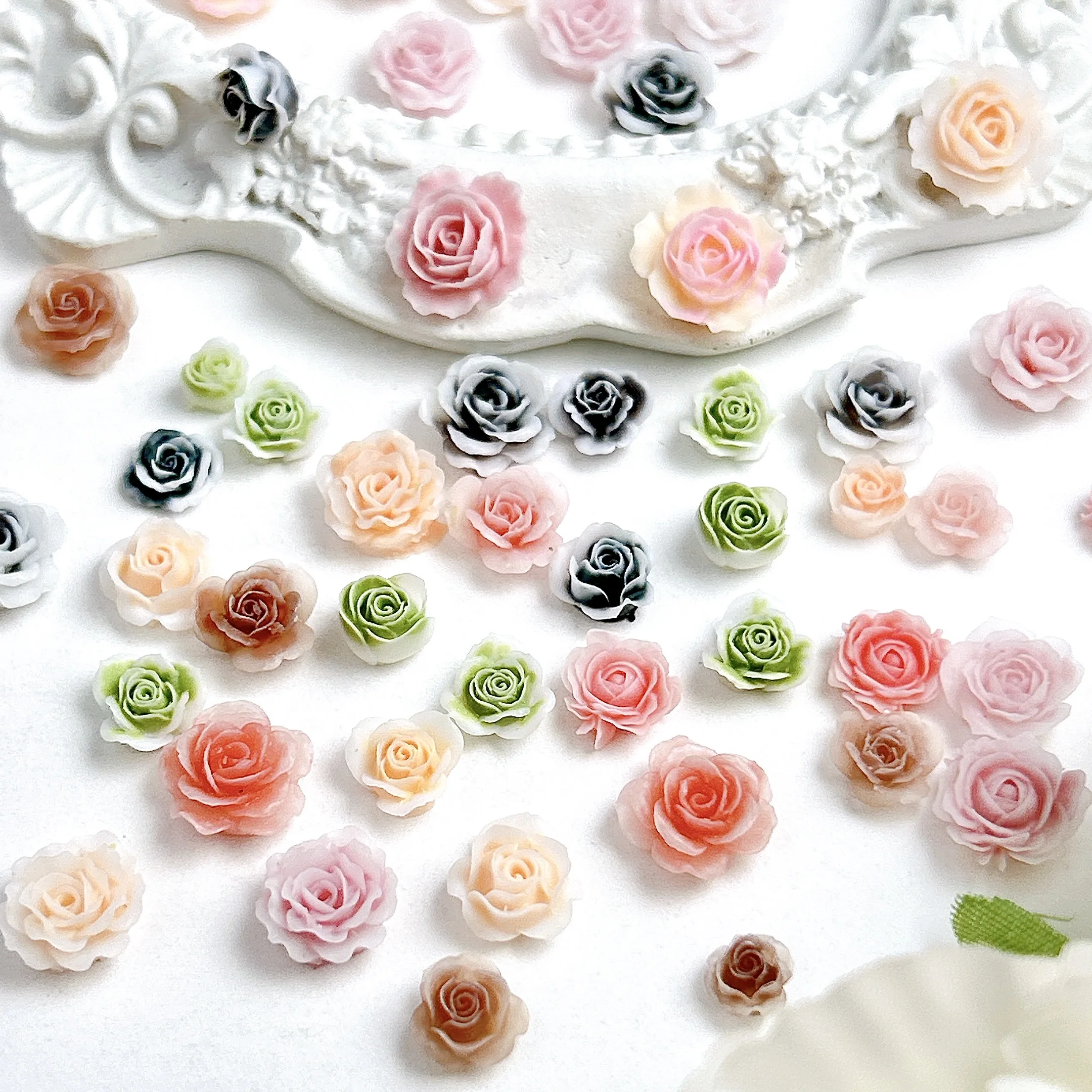 50 pçs vários estilos peônia camélia resina decorações da arte do prego minimalista colorido rosa encantos do prego acessórios diy artesanato do prego