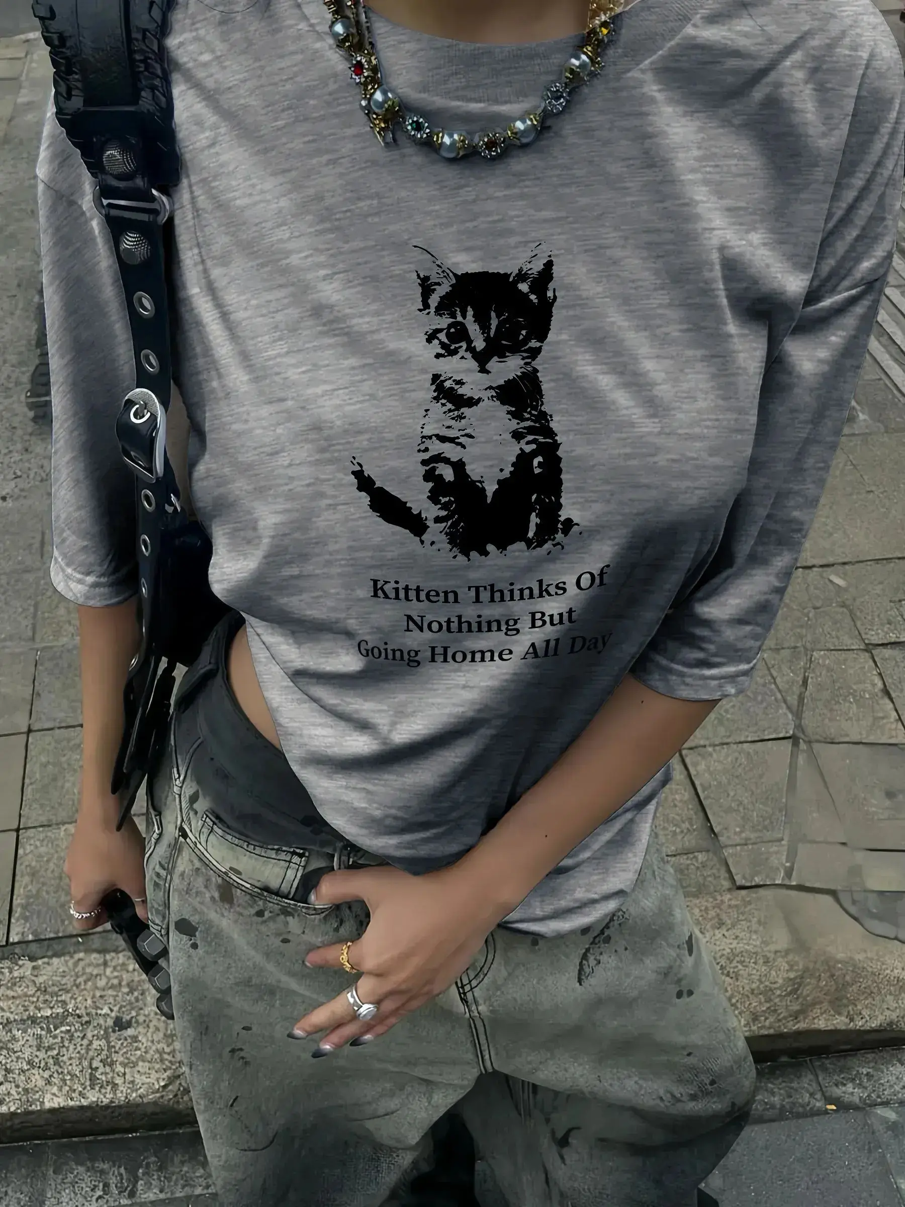 Y2k Daily Wear Kitten Thinks of Nothing But Going Home All Day Print Tops Casual Loose O Neck T-shirt Y2k Vintage Tees Unisex