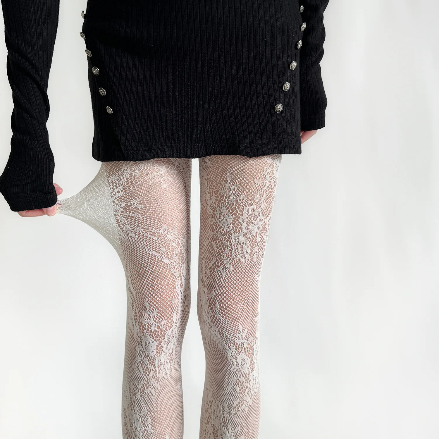 Retro hollow flower mesh stockings black anti hook stockings