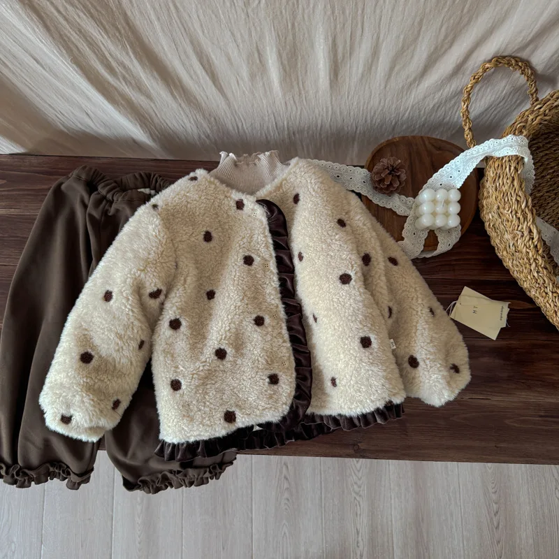 

2025 Winter New Children Cotton Padded Jacket Girls Dot Embroidery Coat Plus Velvet Thick Kids Warm Plush Coat Baby Clothes