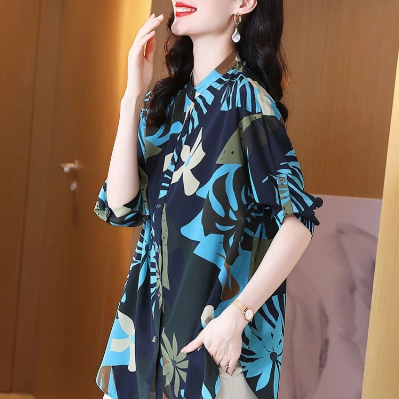 2024 Spring New Round Neck Medium Long Style Elegant Printed Mid Sleeved Shirt Women\'s Loose Large Beach Holiday Small Shirt Top