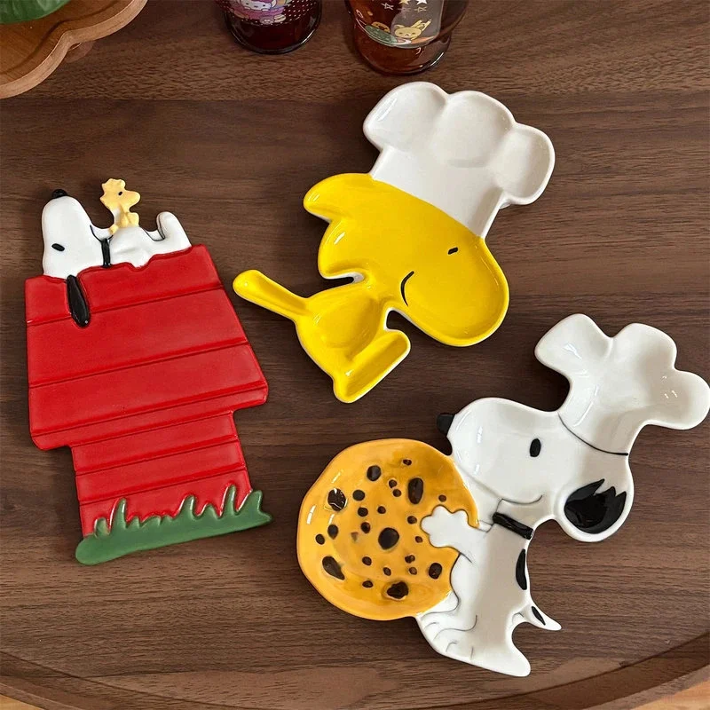 Plato de cerámica con diseño de Snoopy, plato irregular para postres, bandeja para servir frutas, para el hogar, cocina y comedor
