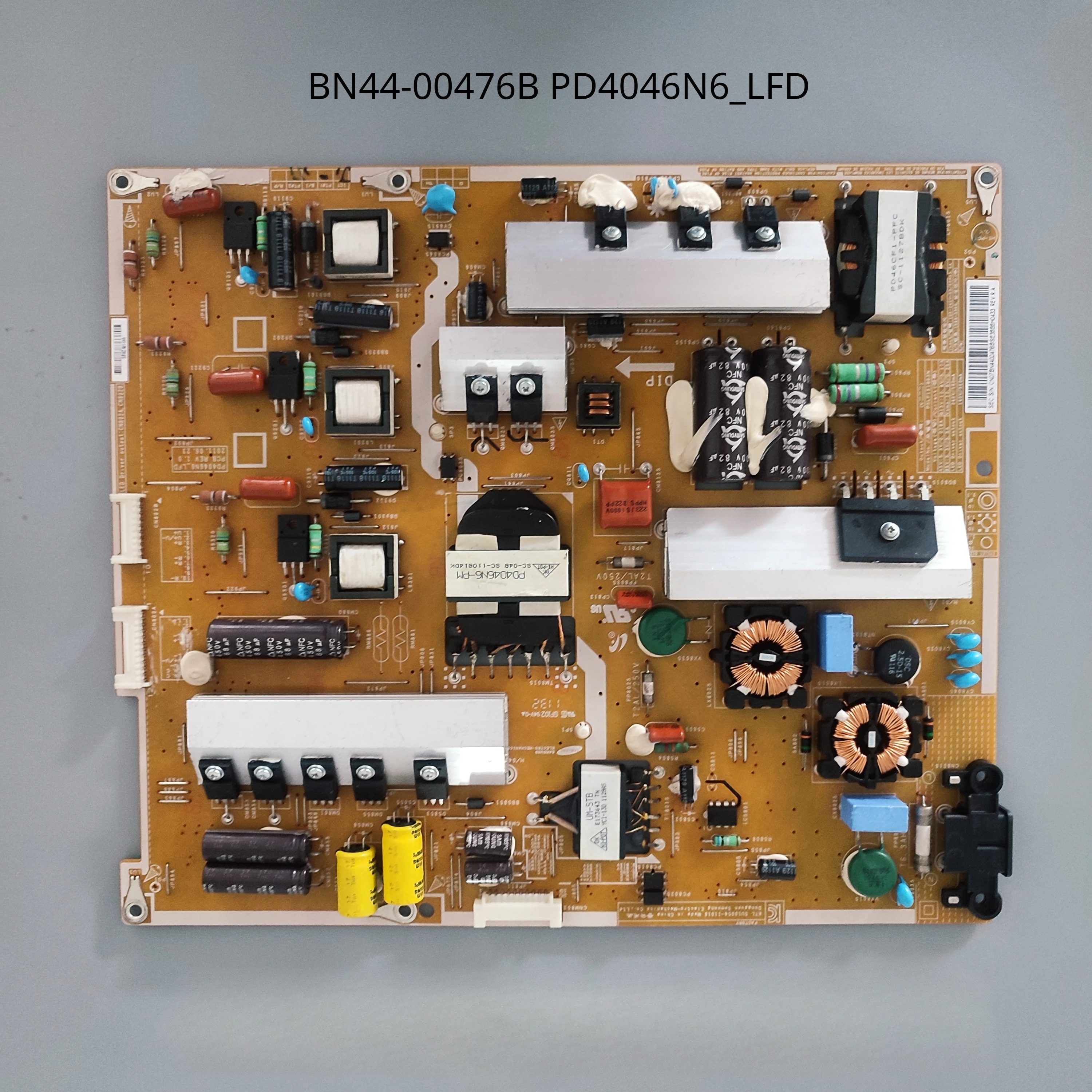 Genuine BN44-00476B PD4046N6_LFD PSLF151B03N Power Supply Board is for LH40DEAPLBC LH46DEAPLBC TV accessories