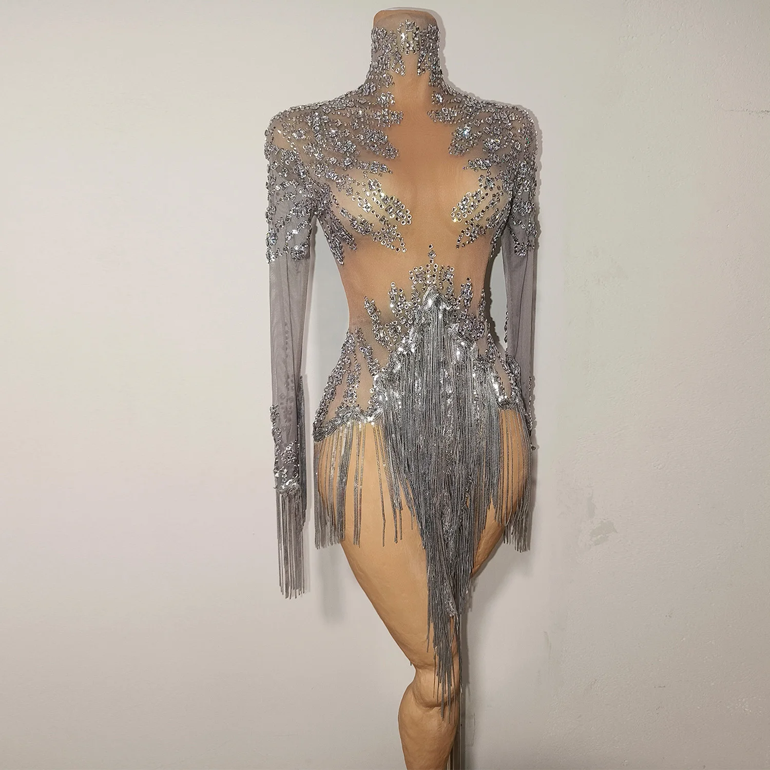 ชุดเดรสเต้นลาตินผ้าตาข่ายซีทรูคอสูงประดับคริสตัลสีเงินสำหรับผู้หญิง Tangshui ชุดจั๊มสูทแต่งขอบสำหรับงานปาร์ตี้ไนต์คลับ