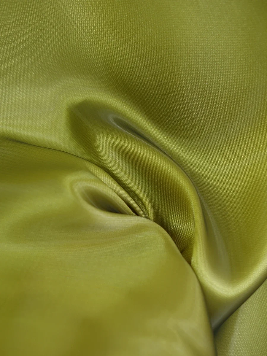 Rich Luster Satin Fabric With Smooth Texture Excellent Drape For Fashion Design Home Furnishing Performance Costumes Packaging