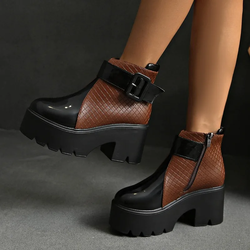 

2025 hot selling Autumn New 42 Large Fashion Boots for Women, Coarse Heel Round Head, Large Black Coffee Short Boots for Women