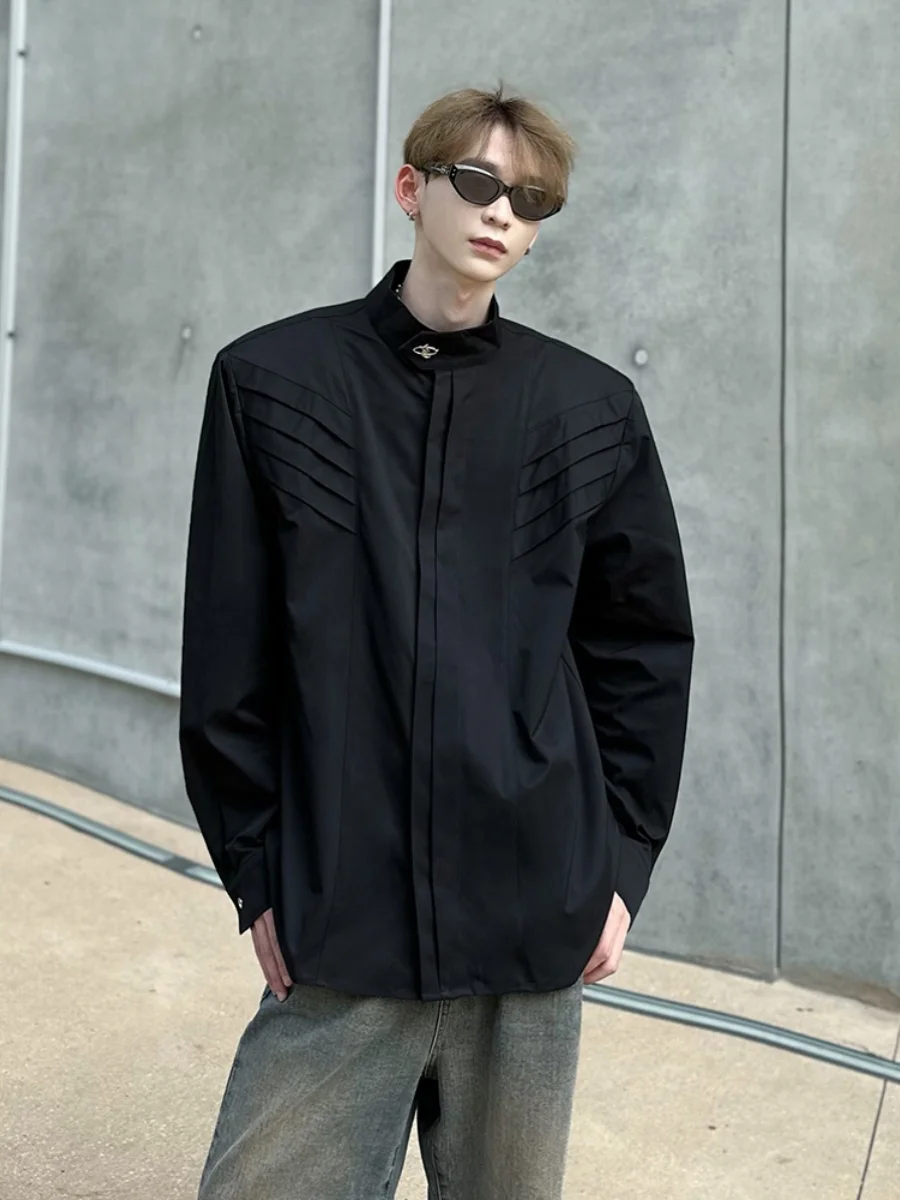 

Новая мужская куртка свободного кроя 2024 года с воротником-стойкой, утепленными плечами, модная повседневная однотонная верхняя одежда, стильный дизайн