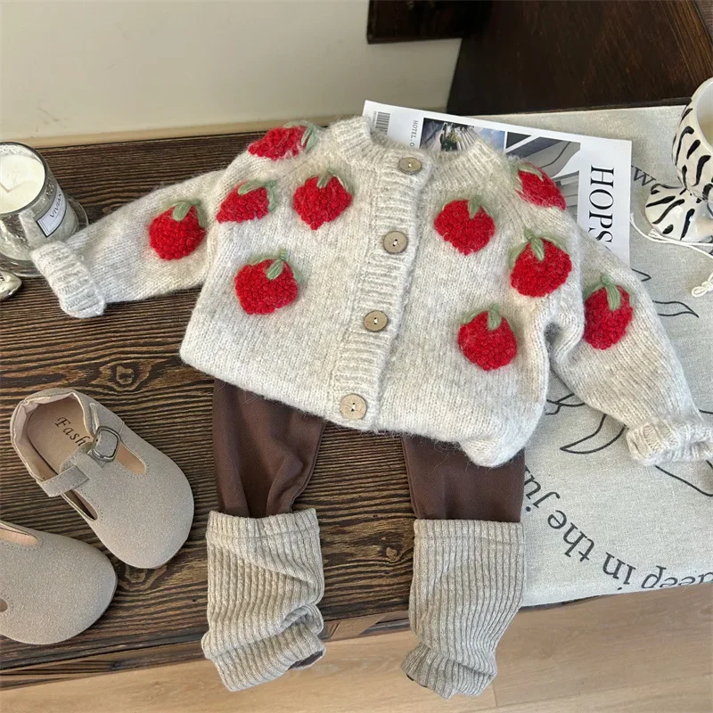 New Baby Handmade Embroidered Strawberry Cardigan Sweater for Girls Spring and Autumn Fashionable Sweater Children Warm Cardigan