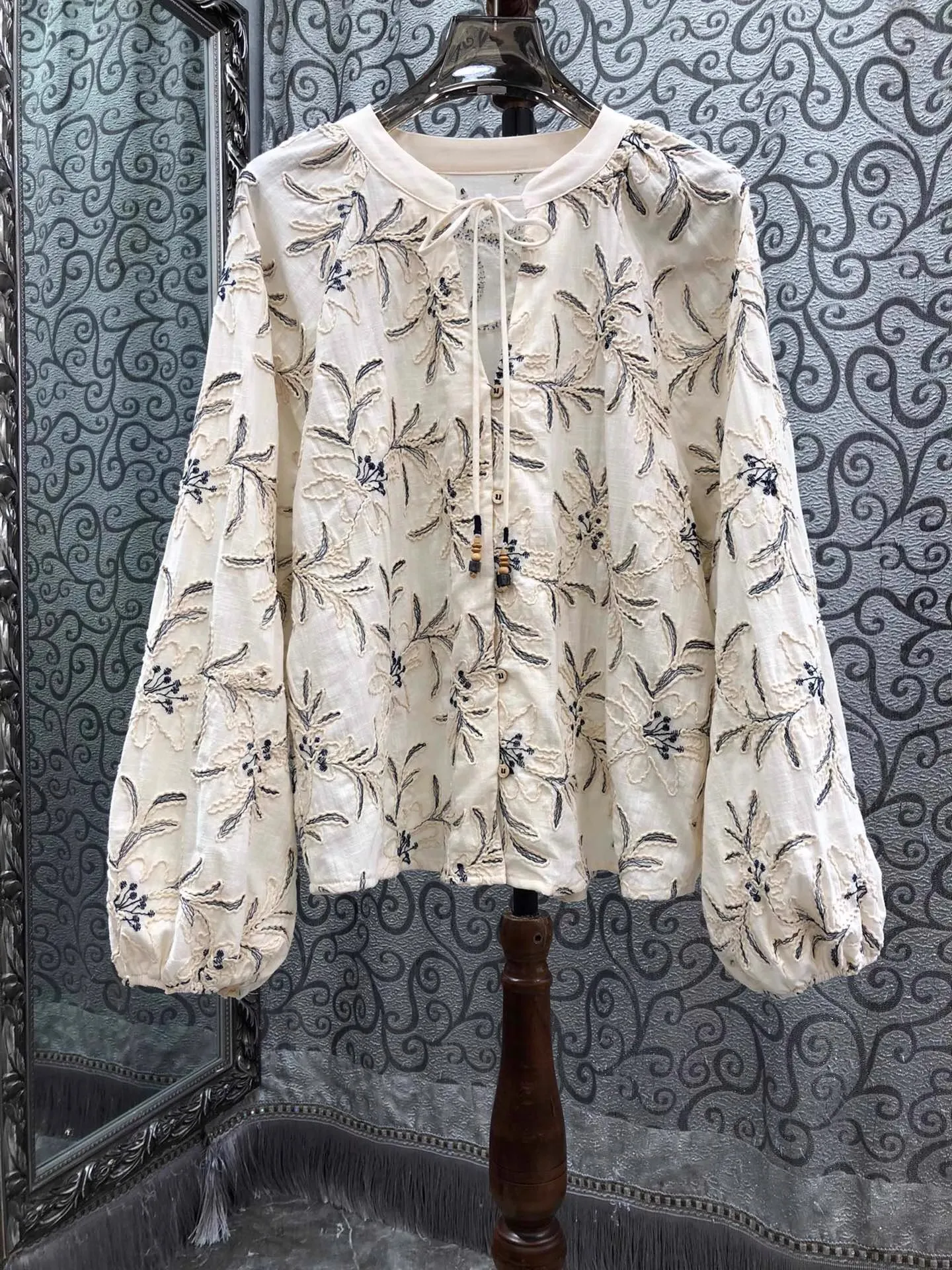 

Топы, модная новая блузка, рубашка, осень 2021, женские элегантные свободные топы с цветочной вышивкой и длинными рукавами, женские топы