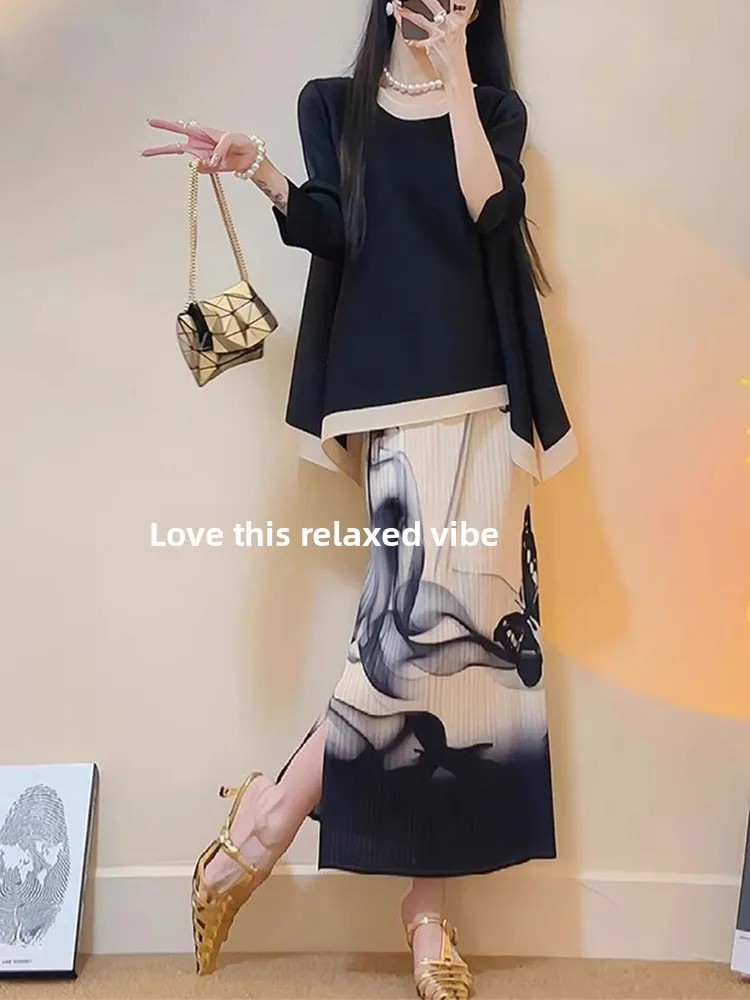 

Black Loose Top And Pleated Skirt Set Summer Casual Commute Style Korean Loose Fit High Waist A-Line Skirt Long Sleeve