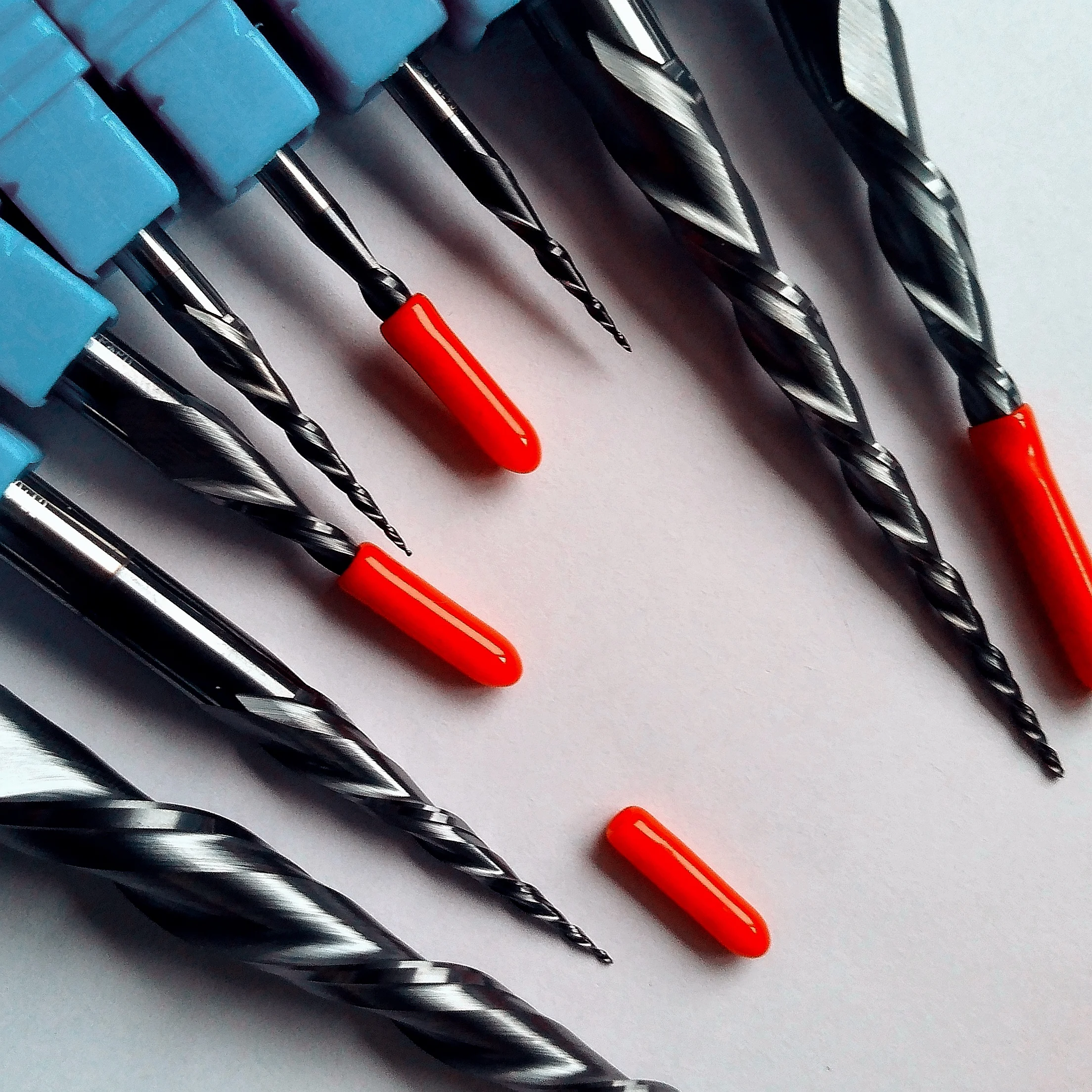 

ZYYG Milling Cutter 2 FluteS Tapered Ball Nose End Mill Radius R0.25-R2.0mm CNC Router Bit for Wood CNC Engraver Carving Bit