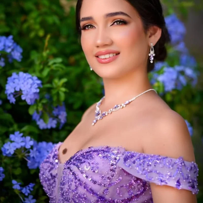 Abiti Quinceanera viola lavanda personalizzati con spalle scoperte applique con paillettes Tull Coda lunga Vestido 15 Quinceanera