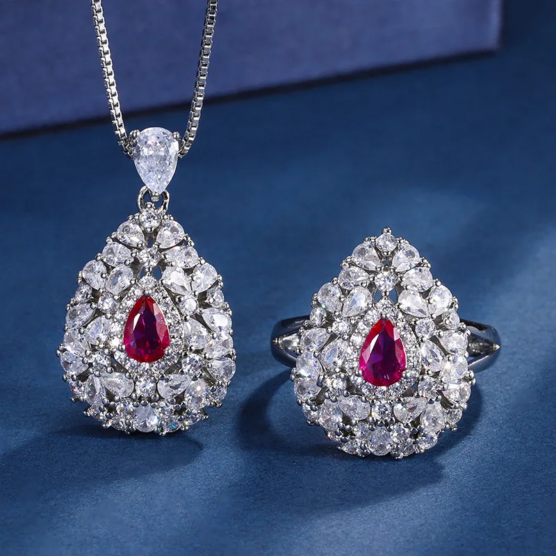 

New Hot Selling Fashion Jewelry Set Red Corundum Pendant Ring Main Stone 4*6