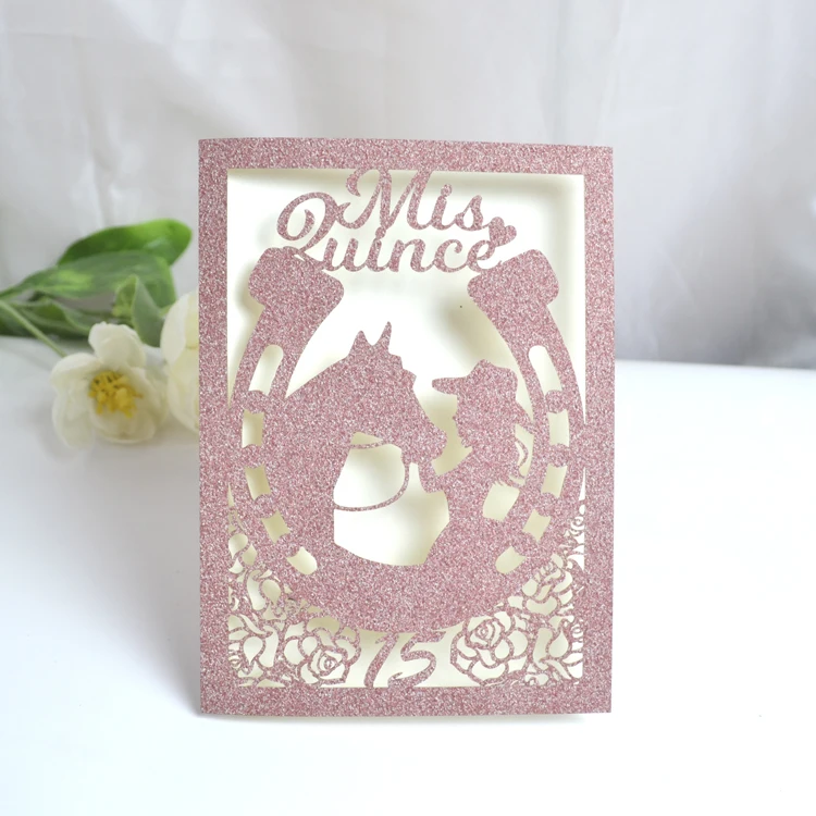 

Personalized Horseshoe Design Laser Cut Sweet 15 Invitation Card for Quinceanera Decoration