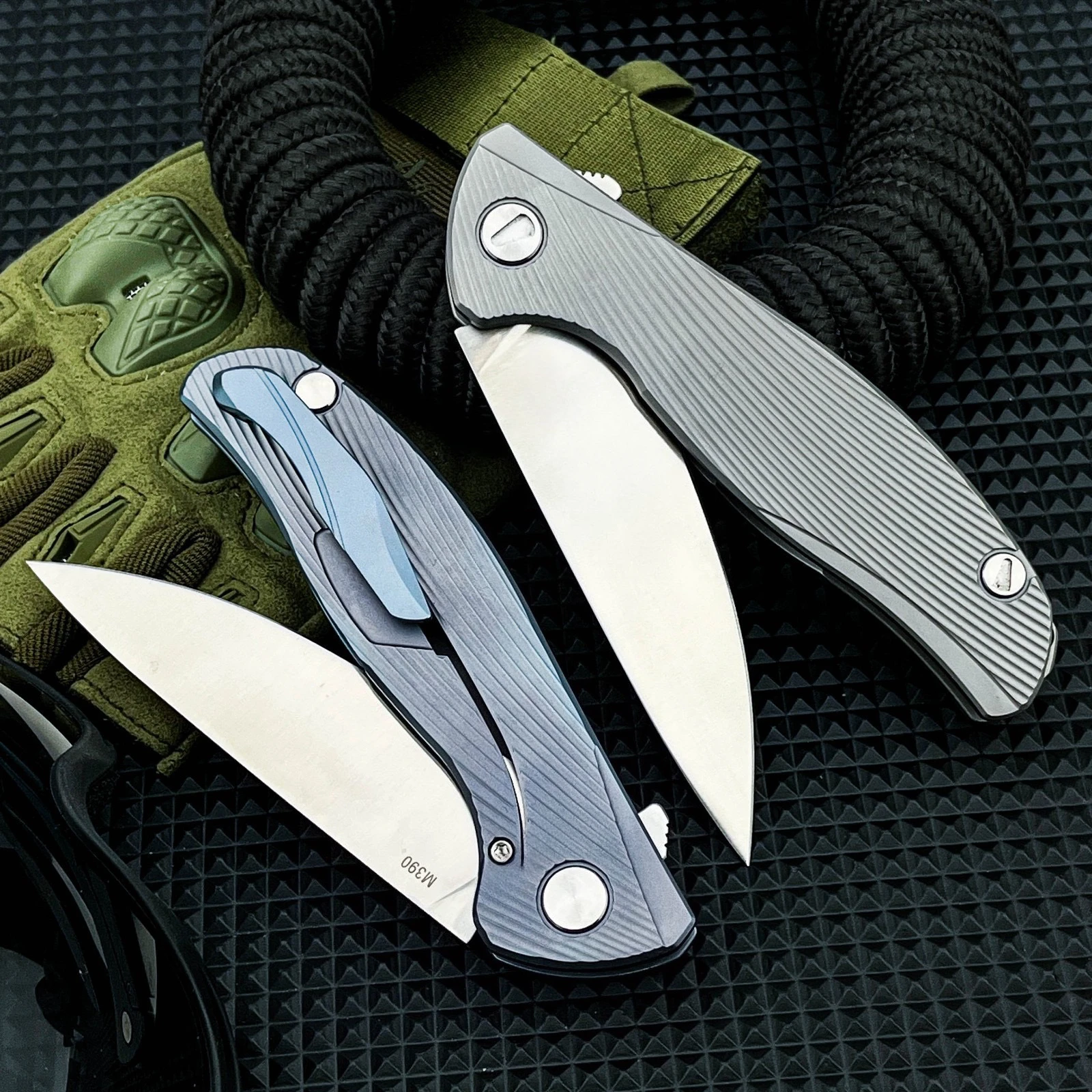 

Портативный открытый карманный складной нож для инструментов - стальное лезвие D2 с титановой ручкой для кемпинга, охоты, выживания и EDC