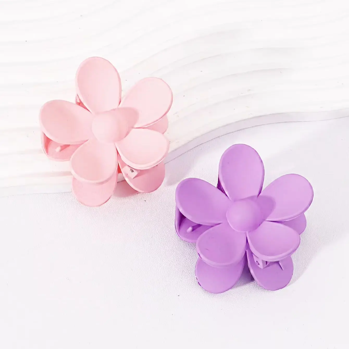 

Ladies' frosted flower clip, sweet headband hair clip, fashionable hair clip Special for real hair wig