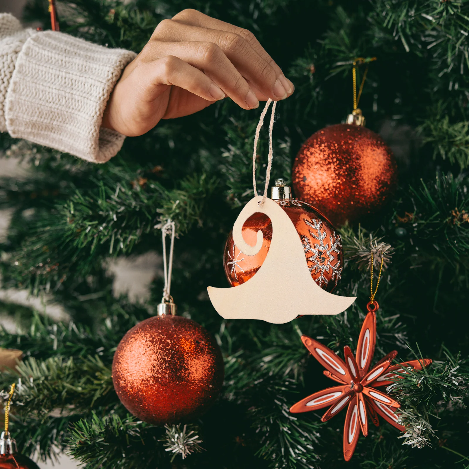 

10 Pcs Wizard Hat Pattern Pendant Halloween Decoration Rustic Wooden Embellishments Craft Projects Hanging naments