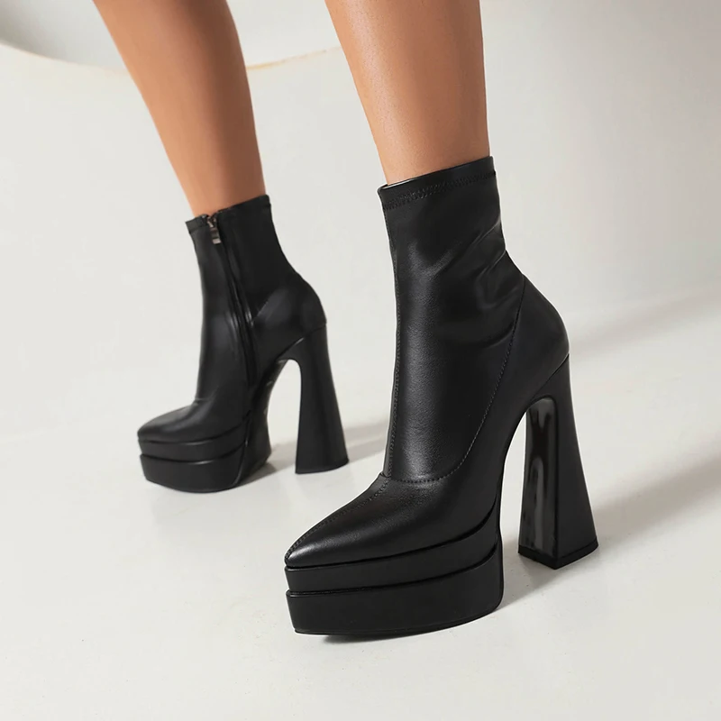 2024 Plus Size Super High Profiled Hollow Out Heel Sexy Stretch Boots Double Layer Platform Plush Inner Winter New Short Boots