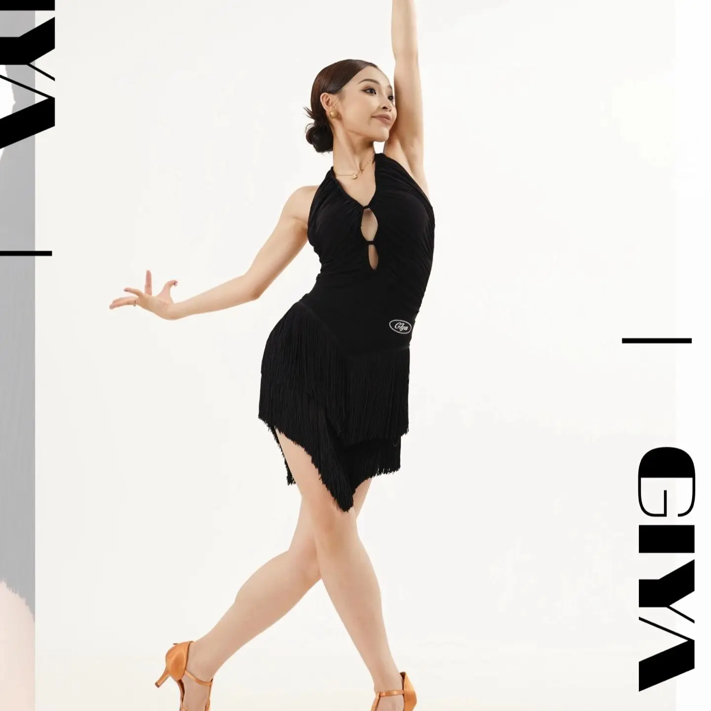 新しいぶら下げネック中空トップ不規則なタッセルスカートラテンダンスドレスパフォーマンス衣装女性タンゴダンス服 DN21445