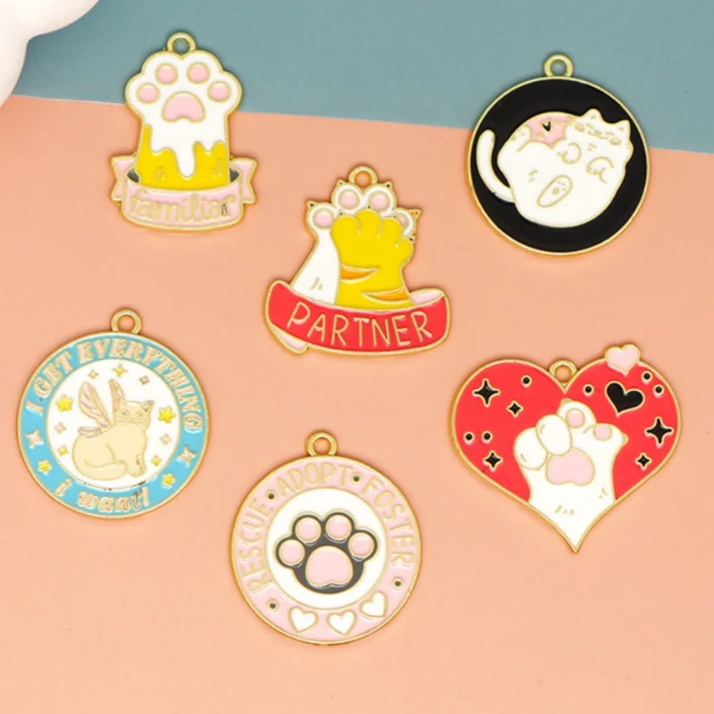 10PCS Cat Claw Cartoon DIY Alloy Accessory Bag Hanging Decoration Drip Oil Hair Accessories Necklace Pendant Cat Round Brand Jew