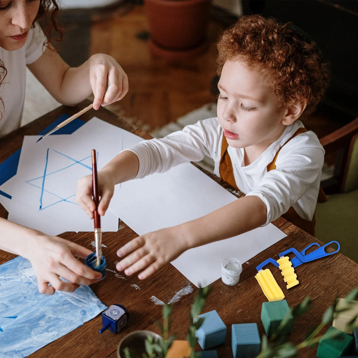 

8Pcs Sponge Drawing Roller Set Creative Pattern Patch Tool for Kids Art Lessons Painting DIY Yellow Blue Random Style