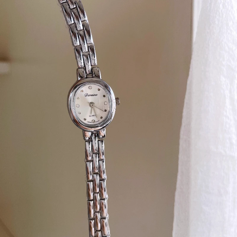 Classic Trend Ladies Watch Elegant Simple Retro 2025 Waterproof Quartz Watch Birthday Gift