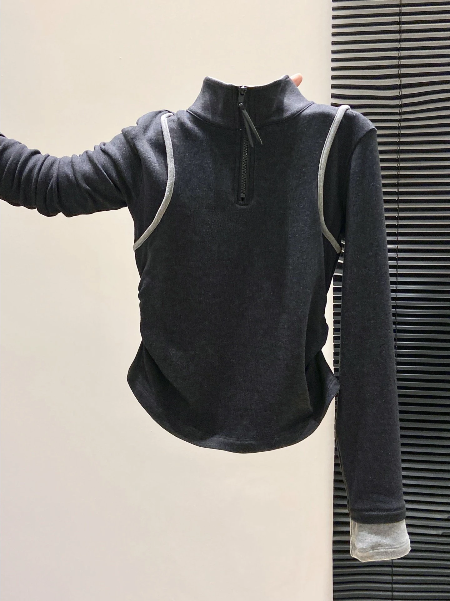 

Женская осенне-зимняя приталенная кофта с воротником-стойкой, длинным рукавом, на молнии, из бархата, в корейском стиле, модная, уникальная